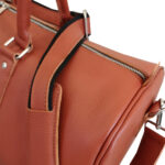https://www.artizanimasoni.ro/product/geanta-din-piele-naturala-cognac-business-travel/